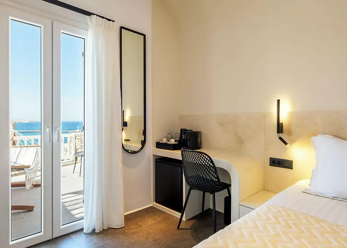 Yalos Sunset View 3*