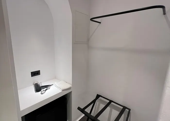 מלון Yalos Sunset View Mykonos Town